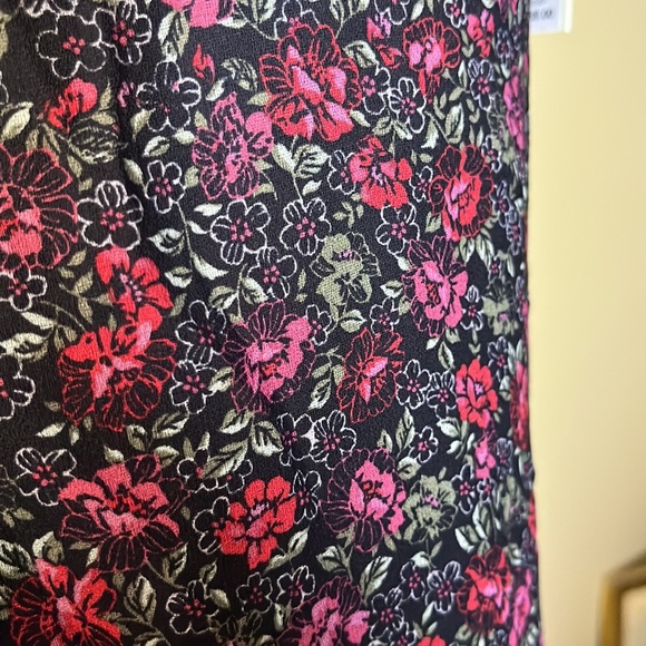 MAX STUDIO Size XL Dark Floral Romantic Dress Pintuck Floral Overlay $138 NEW - Picture 16 of 16